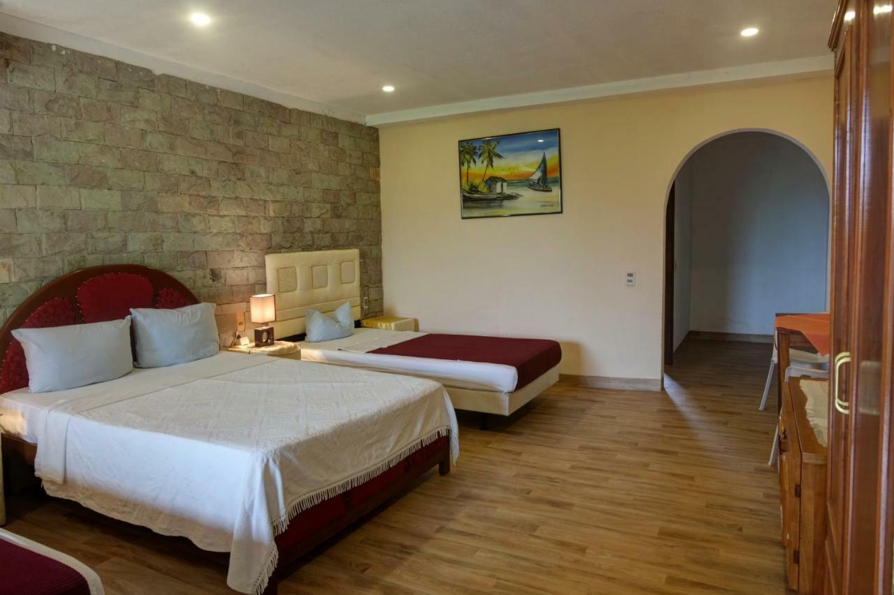 Hotel Independencia Kültér fotó